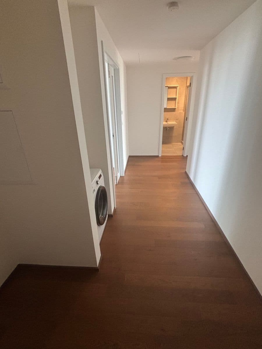 Predaj bytu 2-izbový 65 m², Jankovcova, Praha, Praha Predaj bytu 2-izbový 65 m², Jankovcova, Praha, Praha