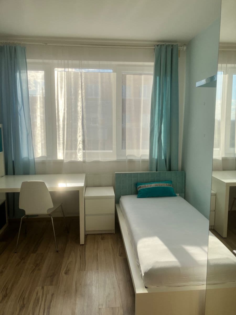 Prenájom bytu 1-izbový 31 m², Sicherova, Praha, Praha Prenájom bytu 1-izbový 31 m², Sicherova, Praha, Praha