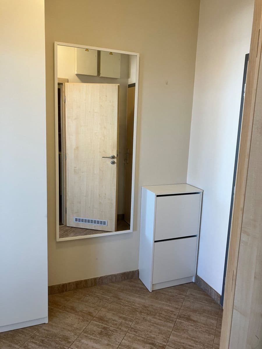 Prenájom bytu 1-izbový 31 m², Sicherova, Praha, Praha Prenájom bytu 1-izbový 31 m², Sicherova, Praha, Praha