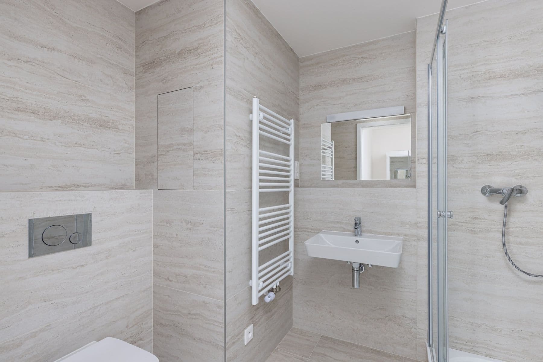 Prenájom bytu 1-izbový 36 m², Waltariho, Praha, Praha Prenájom bytu 1-izbový 36 m², Waltariho, Praha, Praha