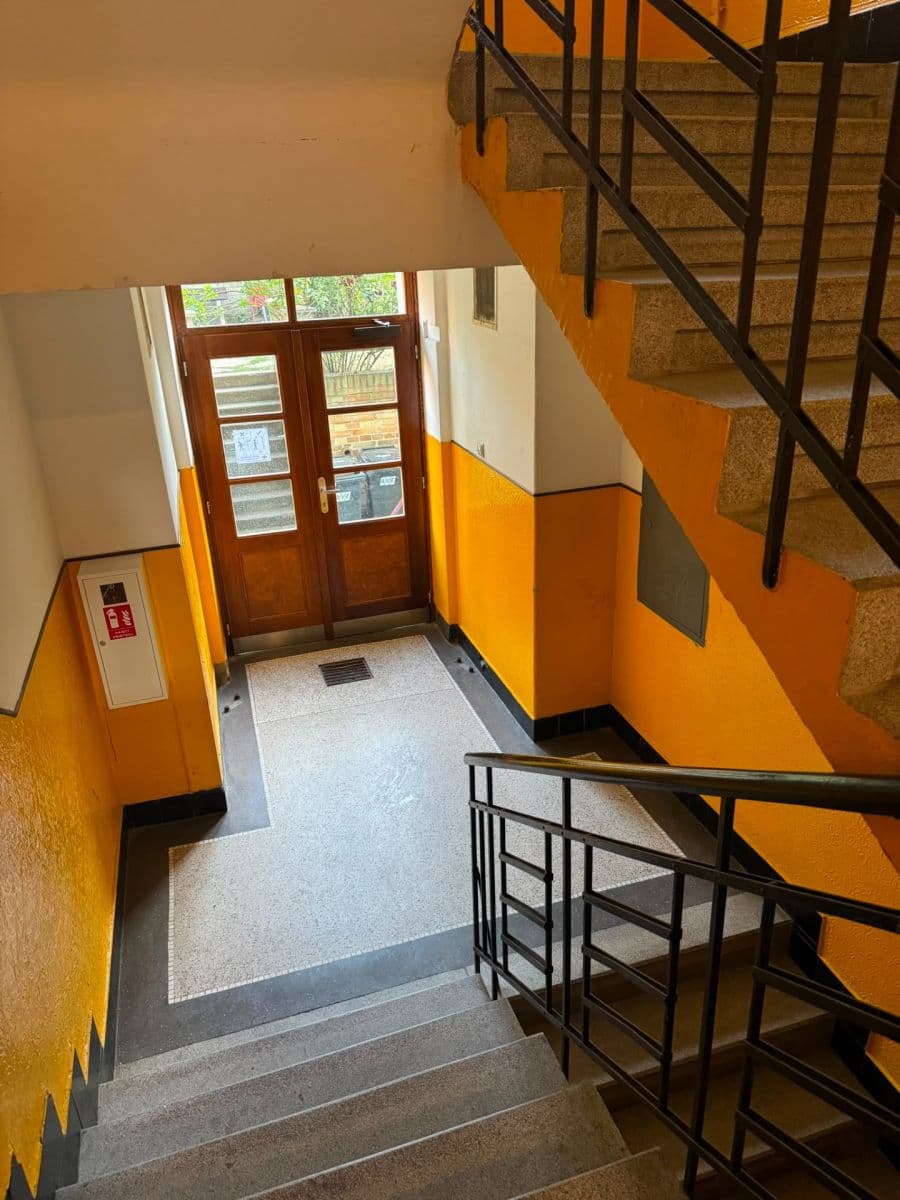 Prenájom bytu 1-izbový 34 m², Nad Primaskou, Praha, Praha Prenájom bytu 1-izbový 34 m², Nad Primaskou, Praha, Praha