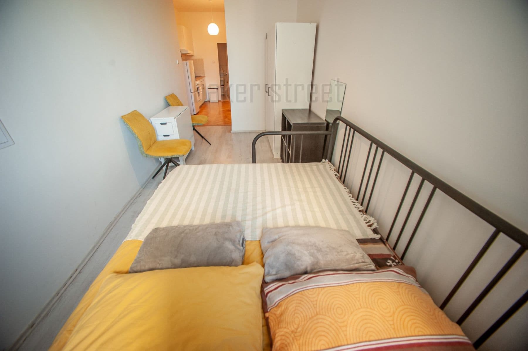 Prenájom bytu 1-izbový 24 m², Bělohorská, Praha, Praha Prenájom bytu 1-izbový 24 m², Bělohorská, Praha, Praha