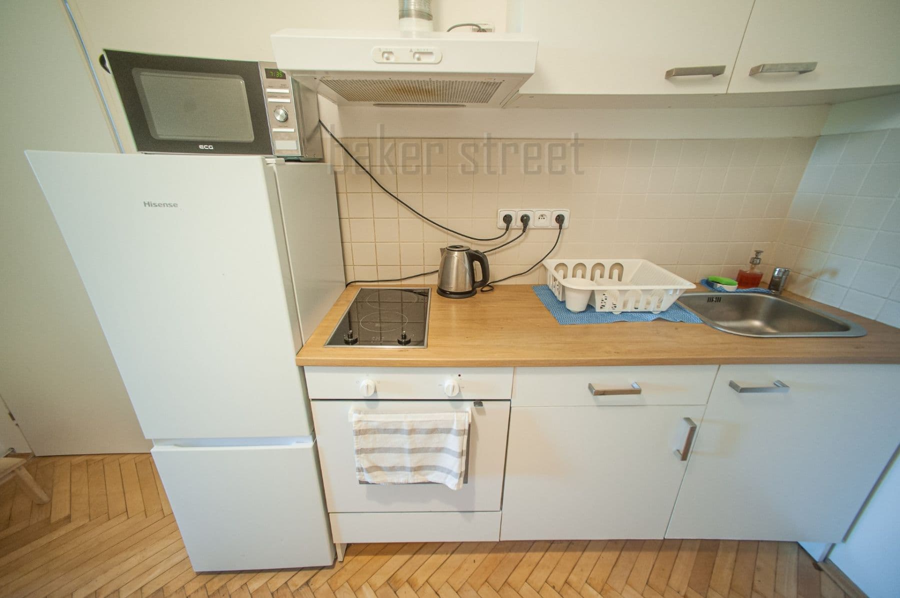 Prenájom bytu 1-izbový 24 m², Bělohorská, Praha, Praha Prenájom bytu 1-izbový 24 m², Bělohorská, Praha, Praha