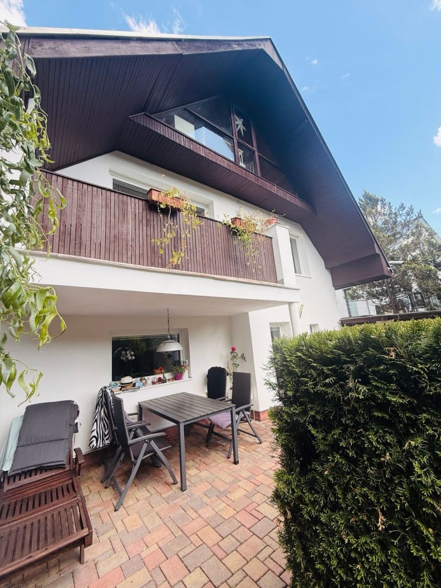 Prenájom domu 162 m², pozemok 636 m², Hájová, Praha, Praha Prenájom domu 162 m², pozemok 636 m², Hájová, Praha, Praha