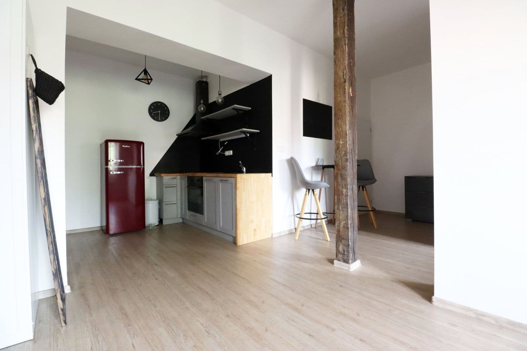 Prenájom bytu 2-izbový 45 m², Horní, Praha, Praha Prenájom bytu 2-izbový 45 m², Horní, Praha, Praha