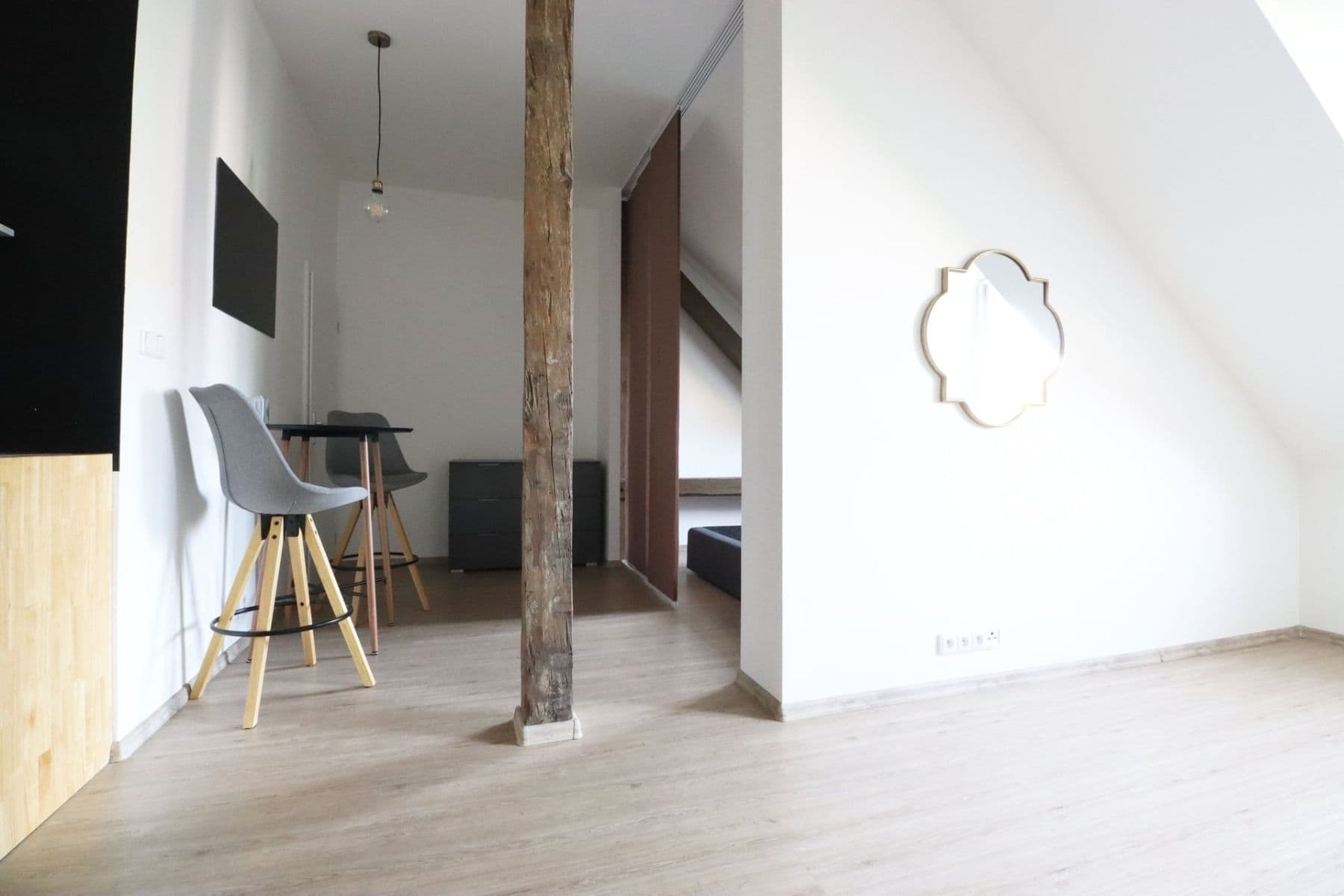 Prenájom bytu 2-izbový 45 m², Horní, Praha, Praha Prenájom bytu 2-izbový 45 m², Horní, Praha, Praha