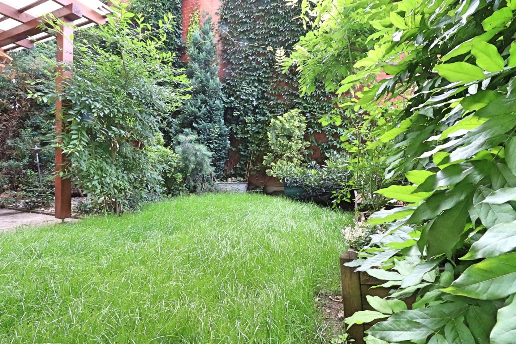 Prenájom bytu 4-izbový 97 m², Werichova, Praha, Praha Prenájom bytu 4-izbový 97 m², Werichova, Praha, Praha