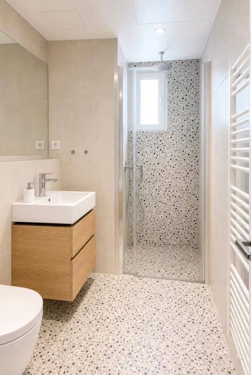 Prenájom bytu 2-izbový 39 m², U Komína, Praha, Praha Prenájom bytu 2-izbový 39 m², U Komína, Praha, Praha