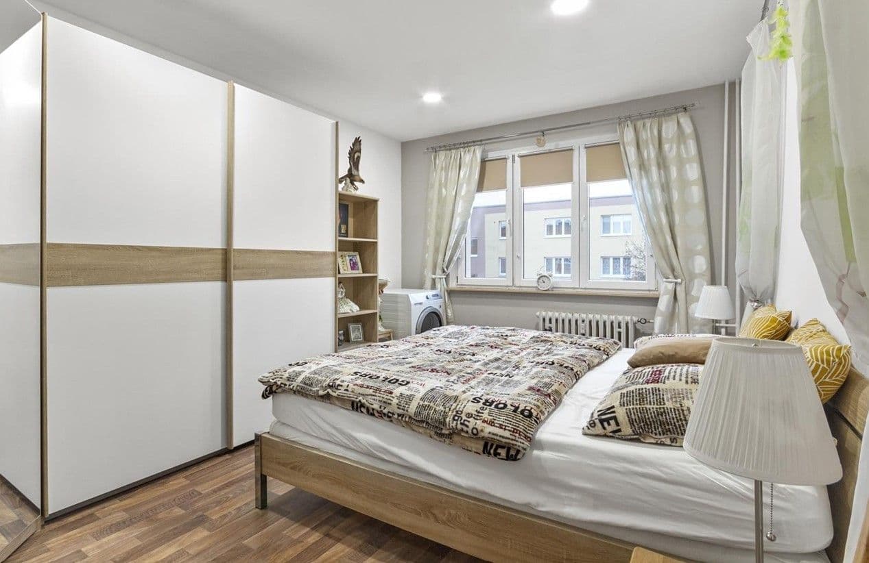 Predaj bytu 2-izbový 52 m², Družby, Duchcov, Ústecký kraj Predaj bytu 2-izbový 52 m², Družby, Duchcov, Ústecký kraj