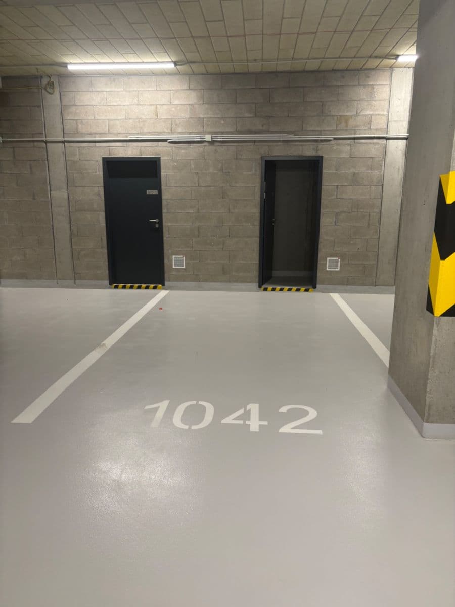 Prenájom bytu 3-izbový 72 m², Kárníkova, Praha, Praha Prenájom bytu 3-izbový 72 m², Kárníkova, Praha, Praha