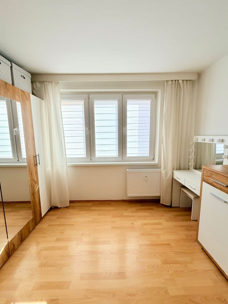 Predaj bytu 3-izbový 72 m², Boršovská, České Budějovice, Jihočeský kraj Predaj bytu 3-izbový 72 m², Boršovská, České Budějovice, Jihočeský kraj