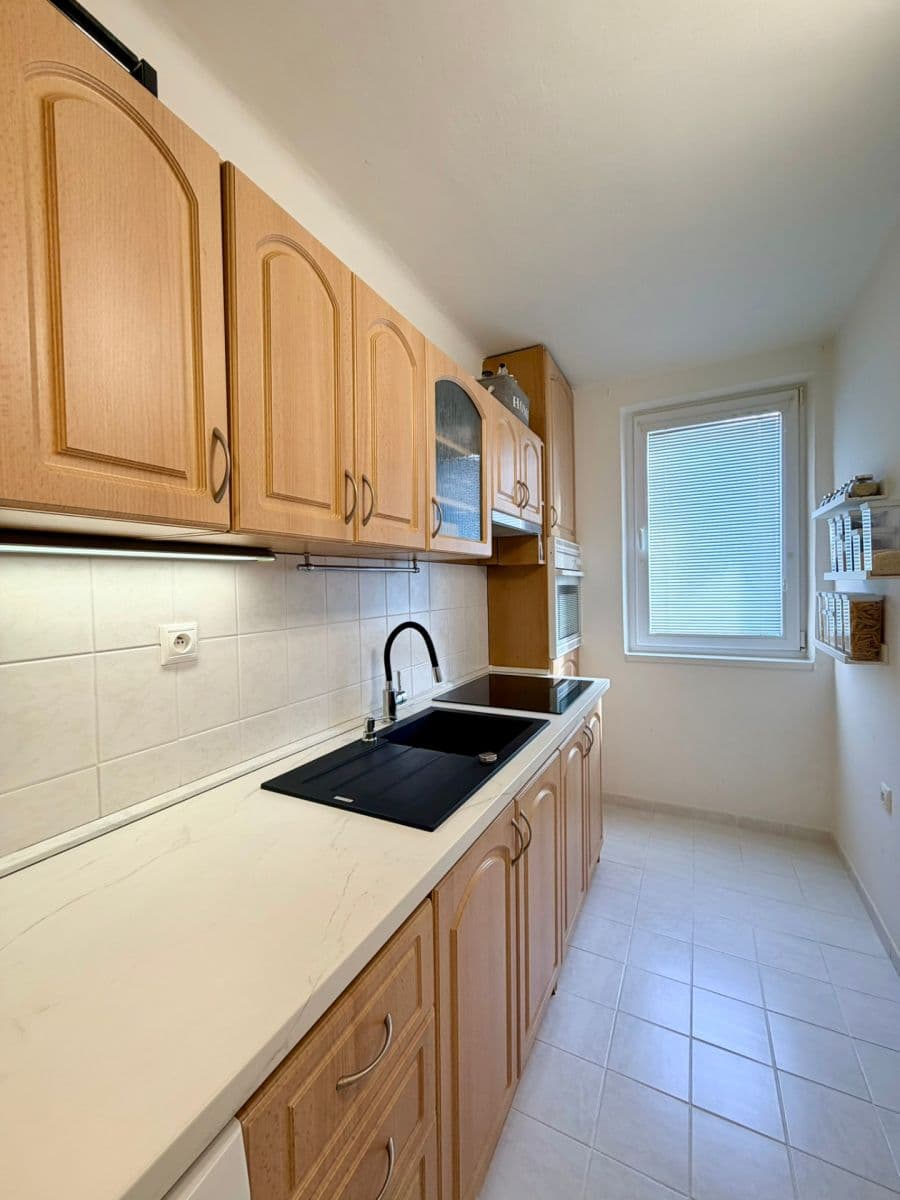 Predaj bytu 3-izbový 72 m², Boršovská, České Budějovice, Jihočeský kraj Predaj bytu 3-izbový 72 m², Boršovská, České Budějovice, Jihočeský kraj