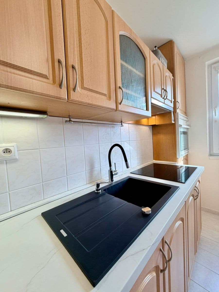 Predaj bytu 3-izbový 72 m², Boršovská, České Budějovice, Jihočeský kraj Predaj bytu 3-izbový 72 m², Boršovská, České Budějovice, Jihočeský kraj