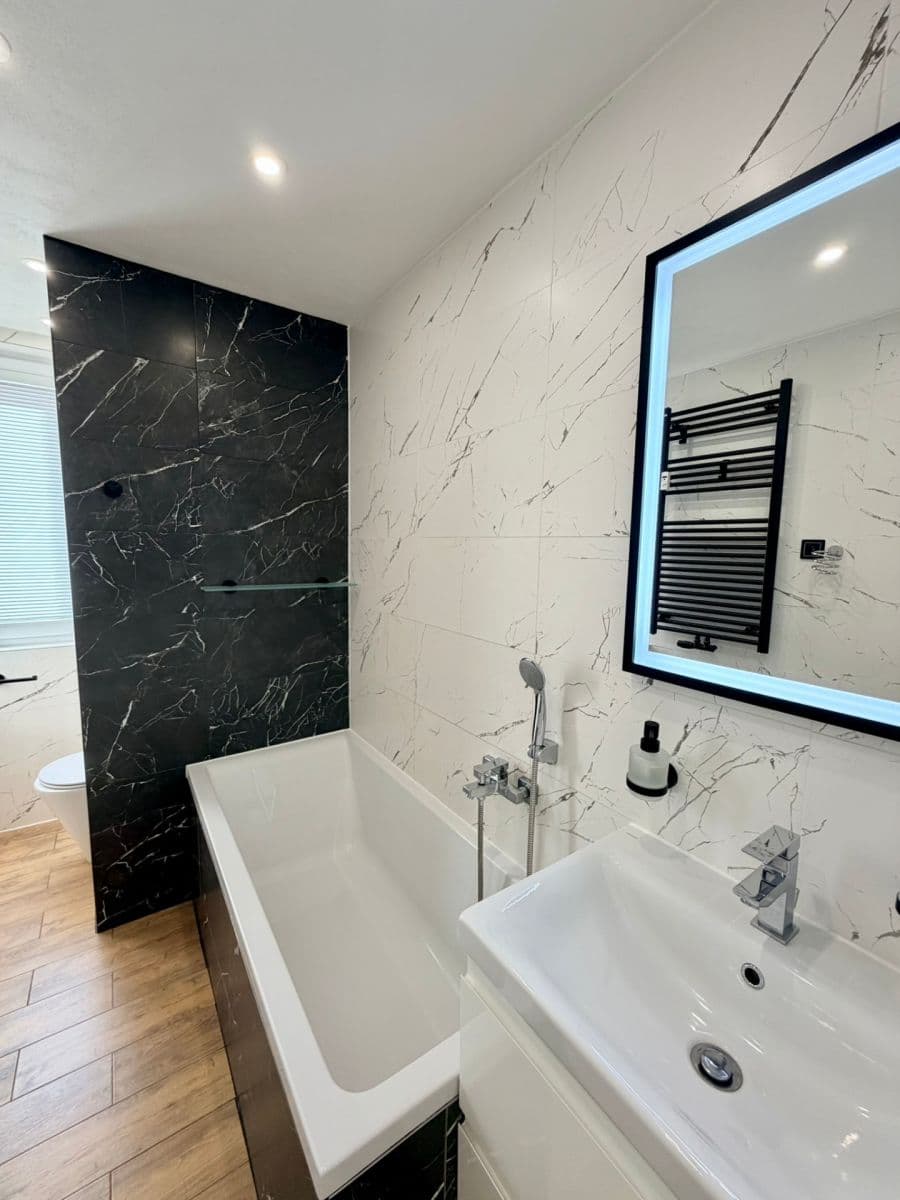 Predaj bytu 3-izbový 72 m², Boršovská, České Budějovice, Jihočeský kraj Predaj bytu 3-izbový 72 m², Boršovská, České Budějovice, Jihočeský kraj
