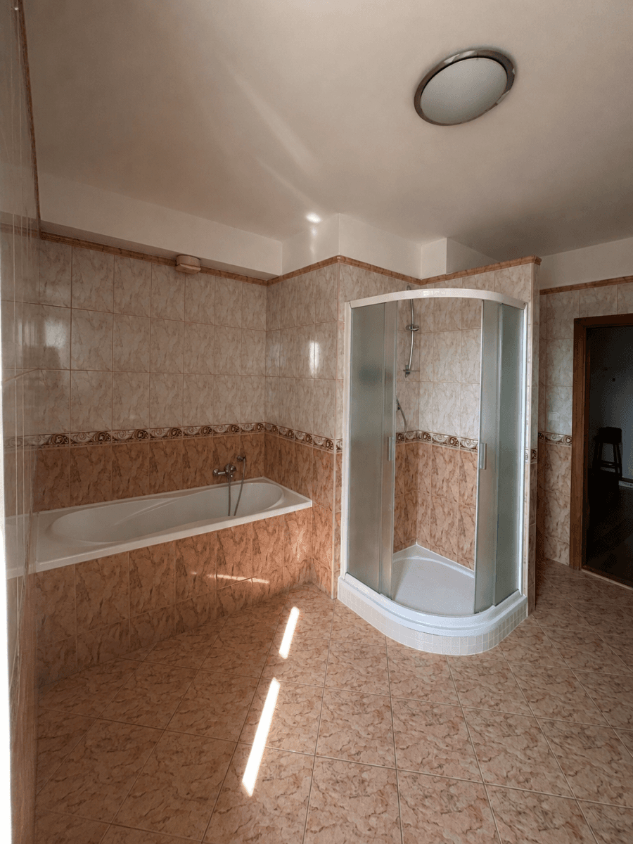 Prenájom bytu 3-izbový 119 m², Sadová, Písek, Jihočeský kraj Prenájom bytu 3-izbový 119 m², Sadová, Písek, Jihočeský kraj