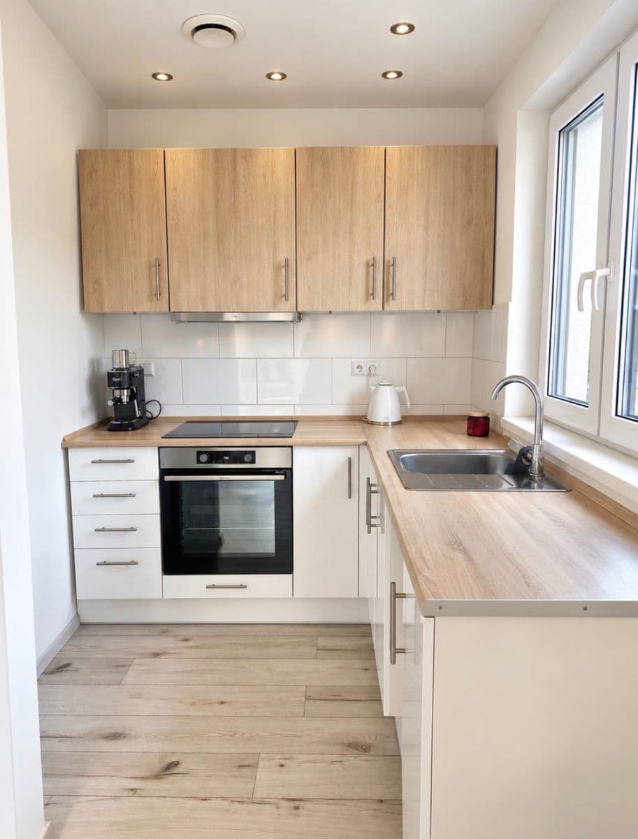 Prenájom domu 40 m², pozemok 15 m², Ropice, Moravskoslezský kraj Prenájom domu 40 m², pozemok 15 m², Ropice, Moravskoslezský kraj