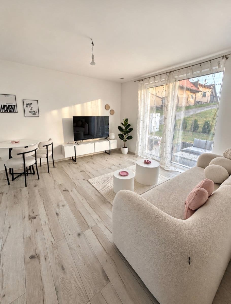 Prenájom domu 40 m², pozemok 15 m², Ropice, Moravskoslezský kraj Prenájom domu 40 m², pozemok 15 m², Ropice, Moravskoslezský kraj