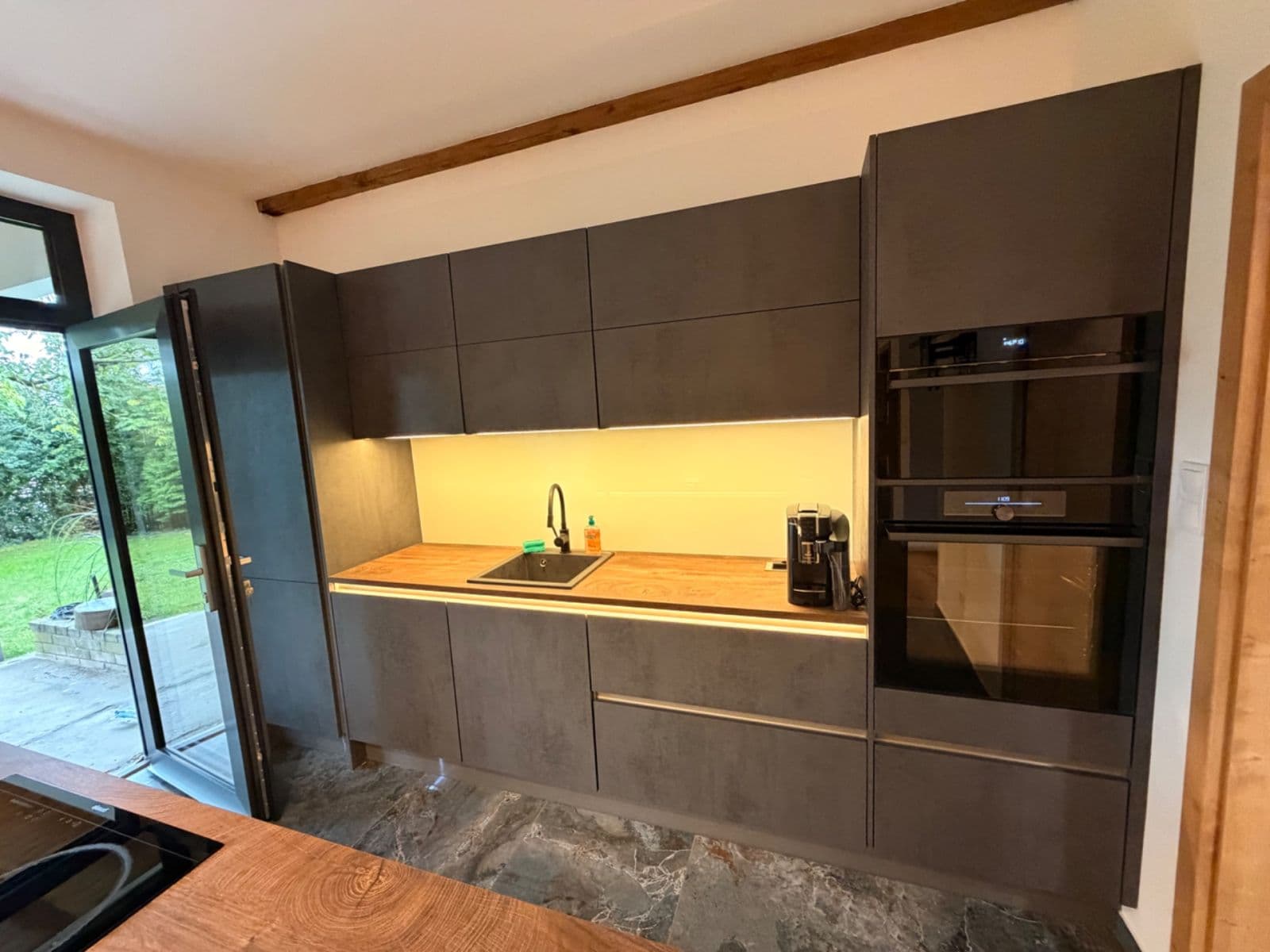 Prenájom bytu 2-izbový 60 m², Pod Fialkou, Praha, Praha Prenájom bytu 2-izbový 60 m², Pod Fialkou, Praha, Praha