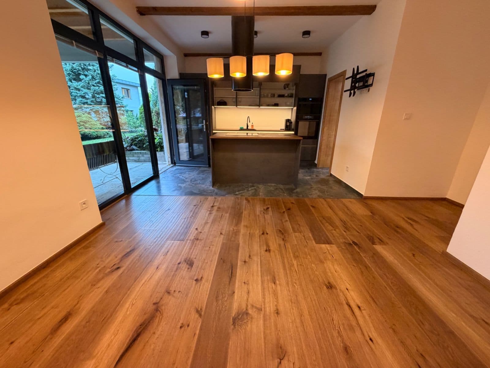 Prenájom bytu 2-izbový 60 m², Pod Fialkou, Praha, Praha Prenájom bytu 2-izbový 60 m², Pod Fialkou, Praha, Praha