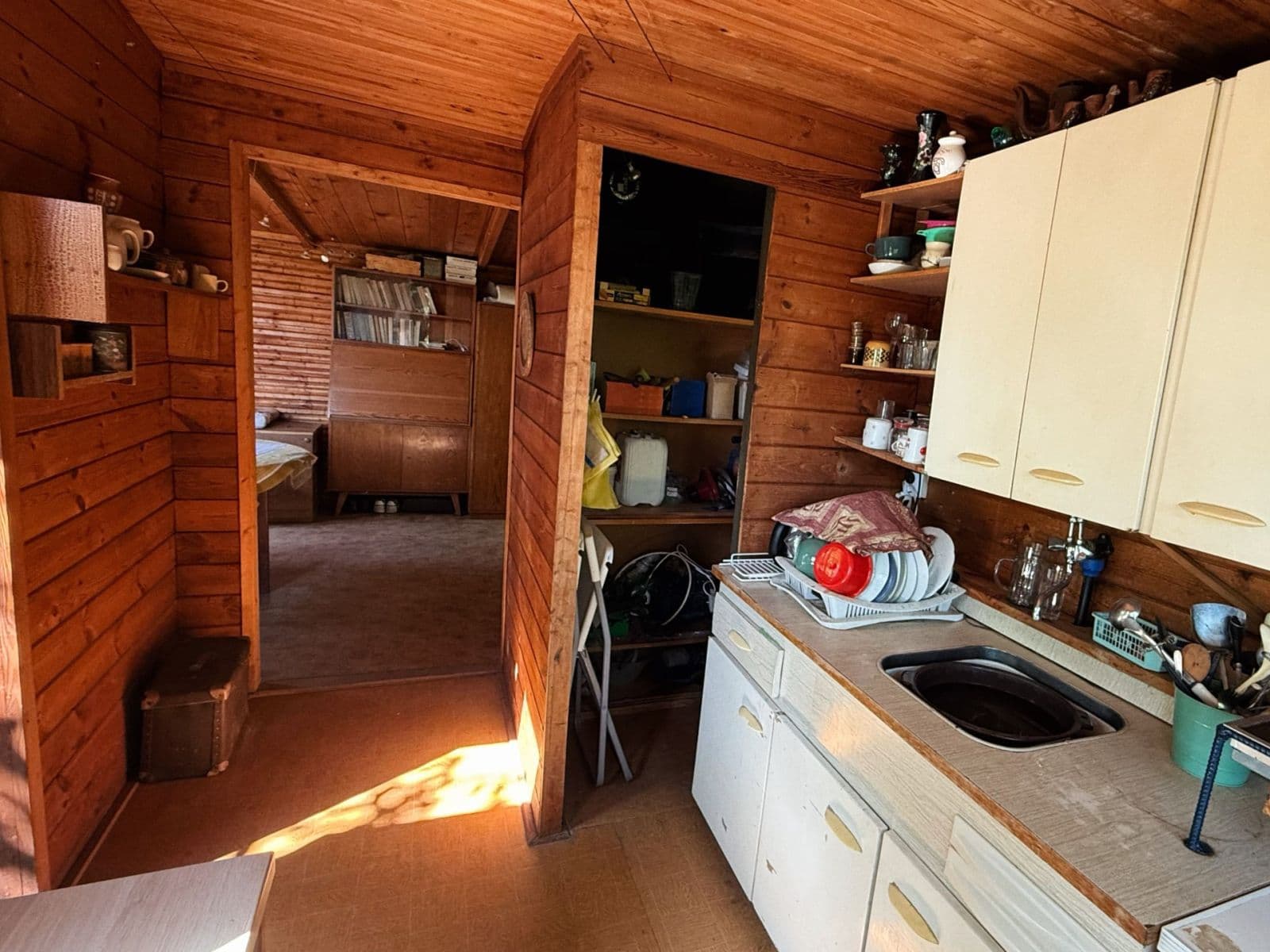 Predaj rekreačného objektu 25 m², pozemok 525 m², Praha, Praha Predaj rekreačného objektu 25 m², pozemok 525 m², Praha, Praha