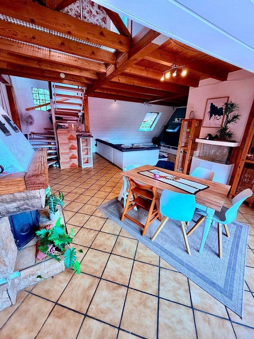 Prenájom bytu 5-izbový 120 m², Pfarrgasse, Bad Bergzabern, Porýnie-Falcko Prenájom bytu 5-izbový 120 m², Pfarrgasse, Bad Bergzabern, Porýnie-Falcko