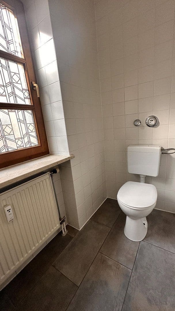 Predaj kancelárie 87 m², Max-Josefs-Platz 12a, Rosenheim, Bavorsko Predaj kancelárie 87 m², Max-Josefs-Platz 12a, Rosenheim, Bavorsko