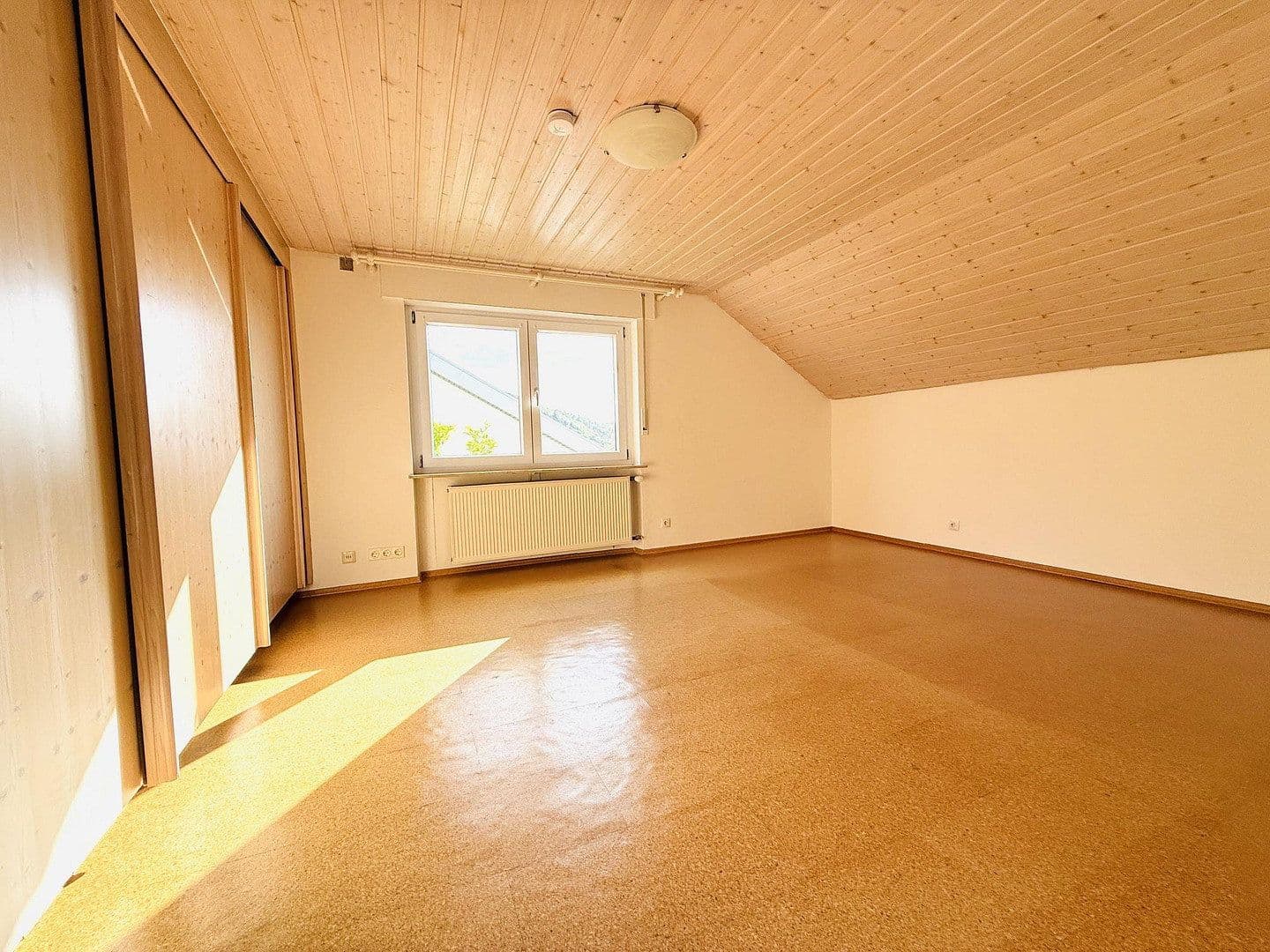 Predaj domu 231 m², pozemok 956 m², Gustav Freytag Straße, Wertheim, Bádensko-Wurttembersko Predaj domu 231 m², pozemok 956 m², Gustav Freytag Straße, Wertheim, Bádensko-Wurttembersko