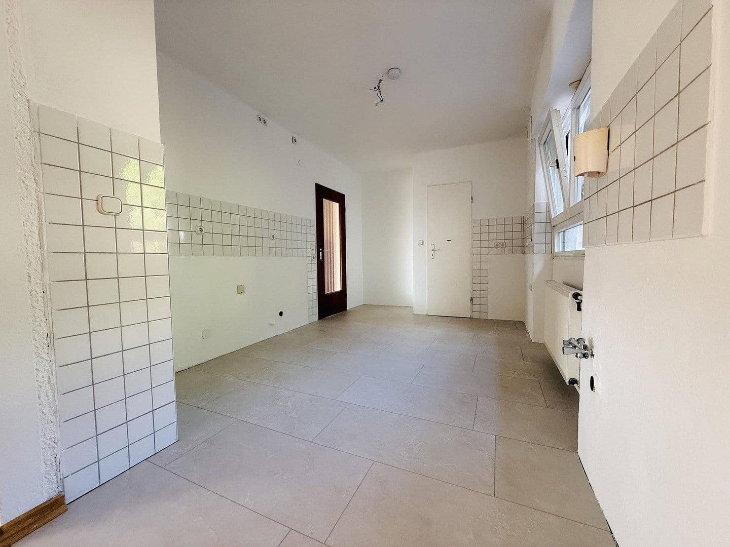Predaj domu 231 m², pozemok 956 m², Gustav Freytag Straße, Wertheim, Bádensko-Wurttembersko Predaj domu 231 m², pozemok 956 m², Gustav Freytag Straße, Wertheim, Bádensko-Wurttembersko