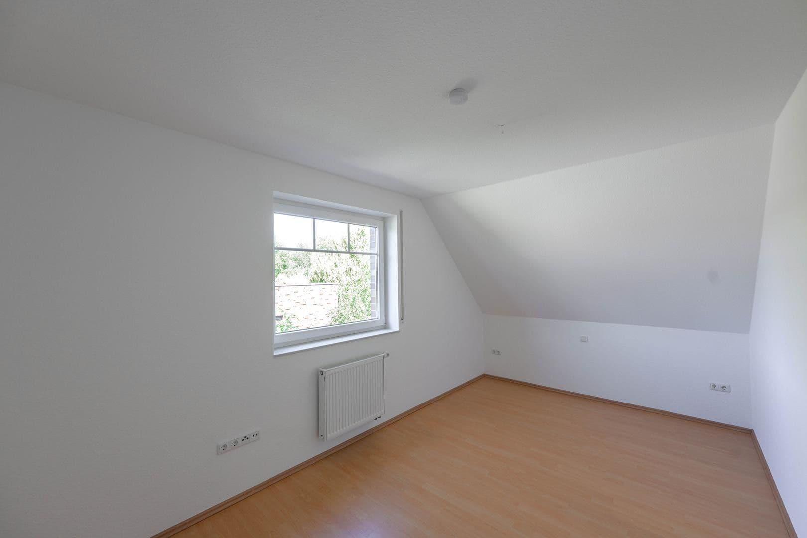 Predaj domu 115 m², pozemok 239 m², Bienenweg 1a, Edewecht, Dolné Sasko Predaj domu 115 m², pozemok 239 m², Bienenweg 1a, Edewecht, Dolné Sasko
