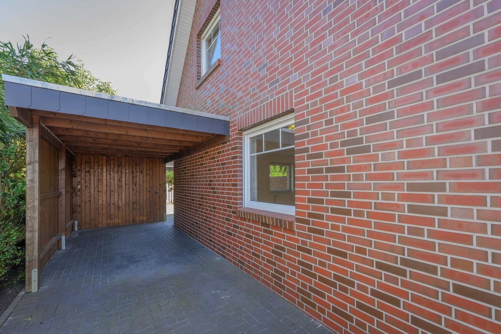 Predaj domu 115 m², pozemok 239 m², Bienenweg 1a, Edewecht, Dolné Sasko Predaj domu 115 m², pozemok 239 m², Bienenweg 1a, Edewecht, Dolné Sasko