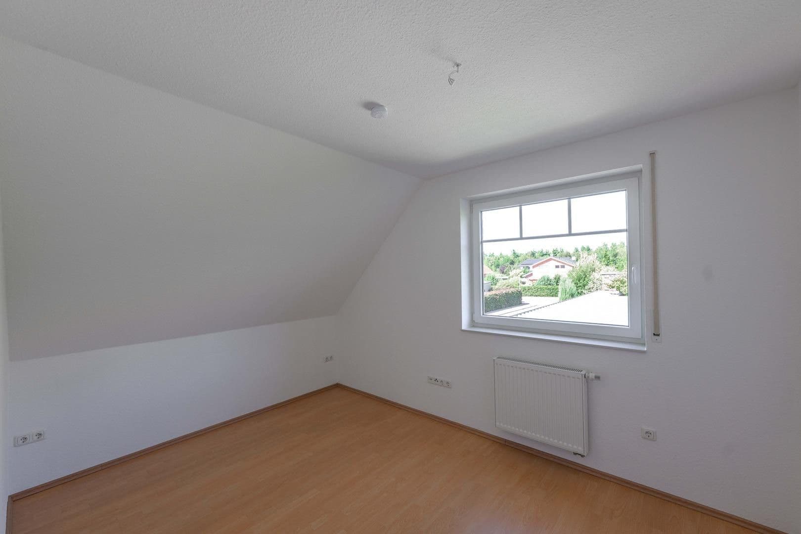 Predaj domu 115 m², pozemok 239 m², Bienenweg 1a, Edewecht, Dolné Sasko Predaj domu 115 m², pozemok 239 m², Bienenweg 1a, Edewecht, Dolné Sasko