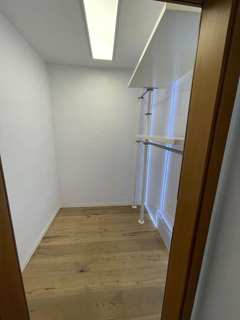 Prenájom domu 167 m², pozemok 846 m², Wörthsee, Bavorsko Prenájom domu 167 m², pozemok 846 m², Wörthsee, Bavorsko