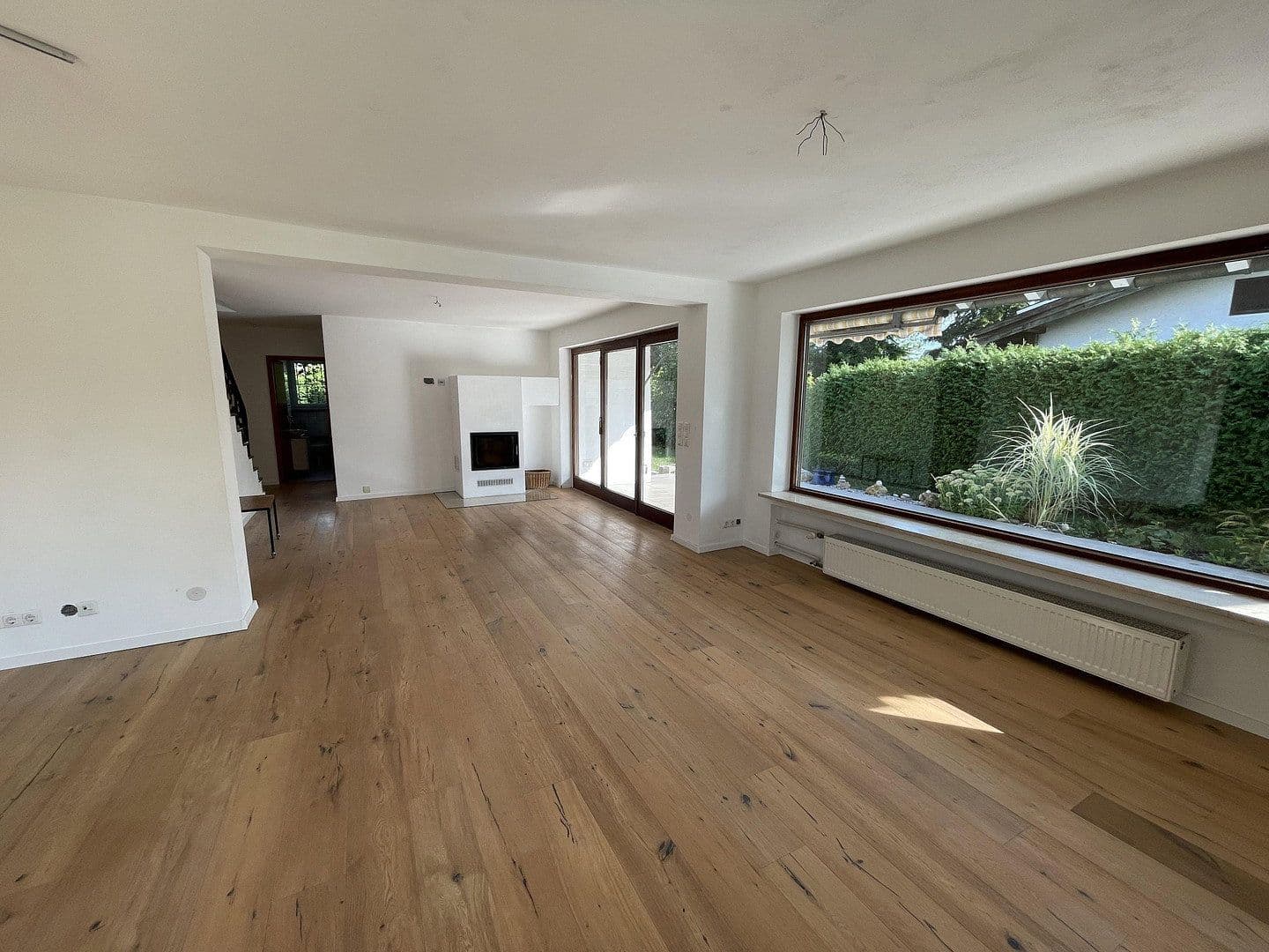 Prenájom domu 167 m², pozemok 846 m², Wörthsee, Bavorsko Prenájom domu 167 m², pozemok 846 m², Wörthsee, Bavorsko