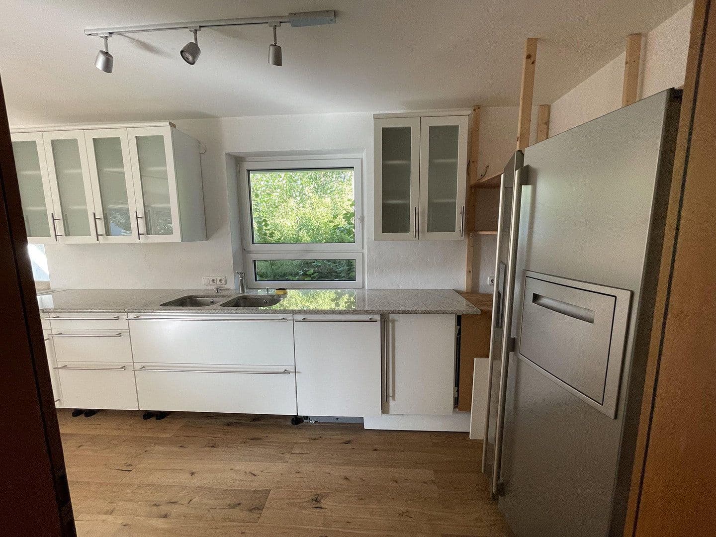 Prenájom domu 167 m², pozemok 846 m², Wörthsee, Bavorsko Prenájom domu 167 m², pozemok 846 m², Wörthsee, Bavorsko