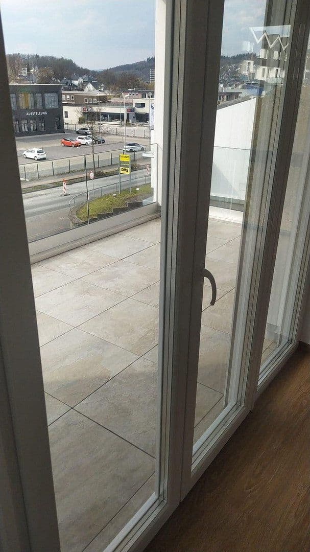 Prenájom bytu 2-izbový 60 m², Fritz-Reuter-Straße 10, Olpe, Severné Porýnie - Westfálsko Prenájom bytu 2-izbový 60 m², Fritz-Reuter-Straße 10, Olpe, Severné Porýnie - Westfálsko
