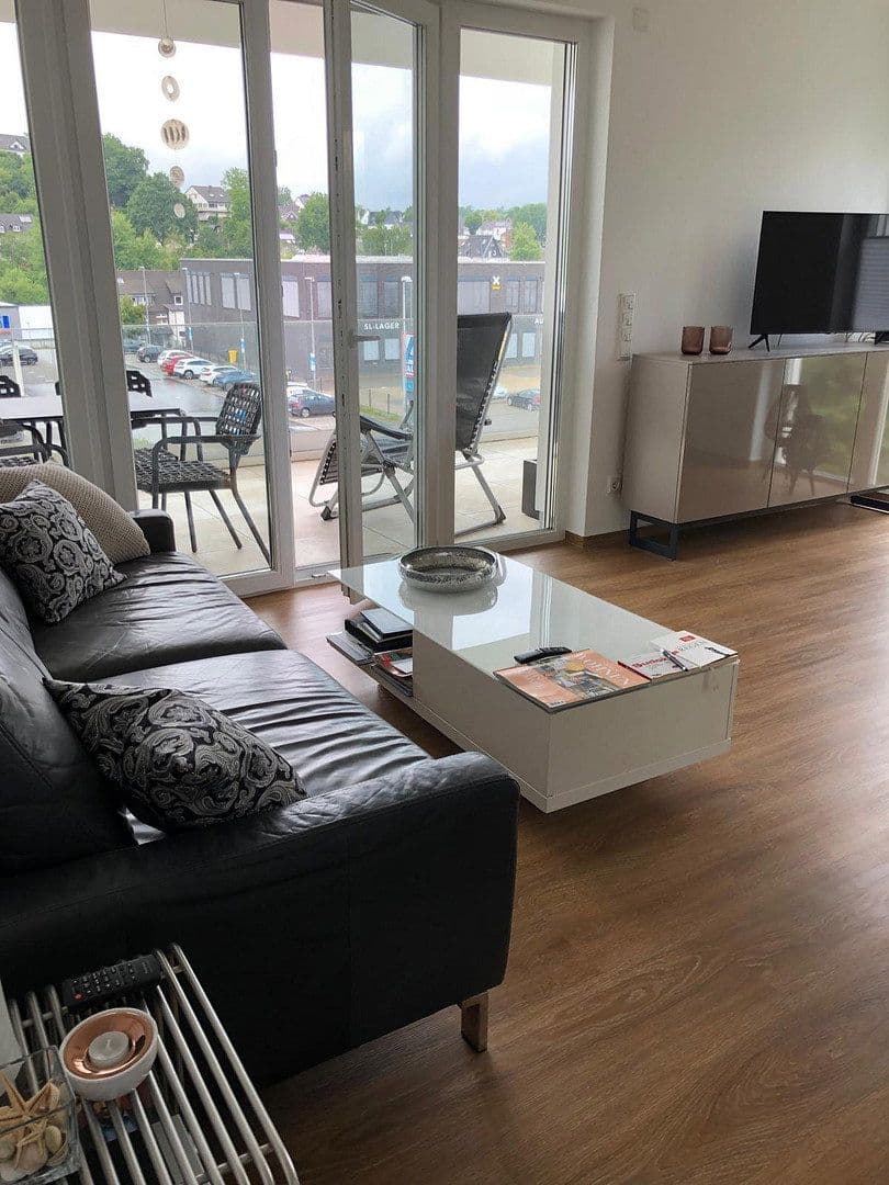 Prenájom bytu 2-izbový 60 m², Fritz-Reuter-Straße 10, Olpe, Severné Porýnie - Westfálsko Prenájom bytu 2-izbový 60 m², Fritz-Reuter-Straße 10, Olpe, Severné Porýnie - Westfálsko