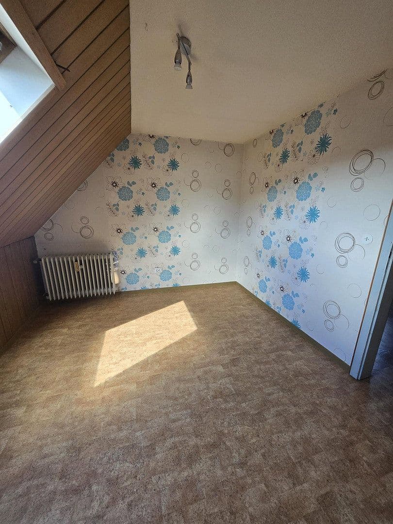 Prenájom bytu 3-izbový 55 m², Eisenbahn straße, Kindsbach, Porýnie-Falcko Prenájom bytu 3-izbový 55 m², Eisenbahn straße, Kindsbach, Porýnie-Falcko