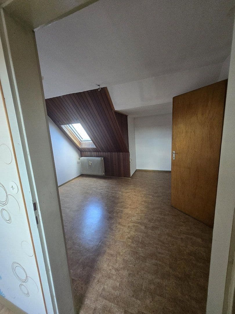 Prenájom bytu 3-izbový 55 m², Eisenbahn straße, Kindsbach, Porýnie-Falcko Prenájom bytu 3-izbový 55 m², Eisenbahn straße, Kindsbach, Porýnie-Falcko