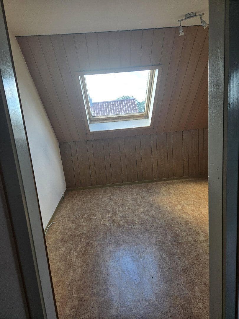 Prenájom bytu 3-izbový 55 m², Eisenbahn straße, Kindsbach, Porýnie-Falcko Prenájom bytu 3-izbový 55 m², Eisenbahn straße, Kindsbach, Porýnie-Falcko