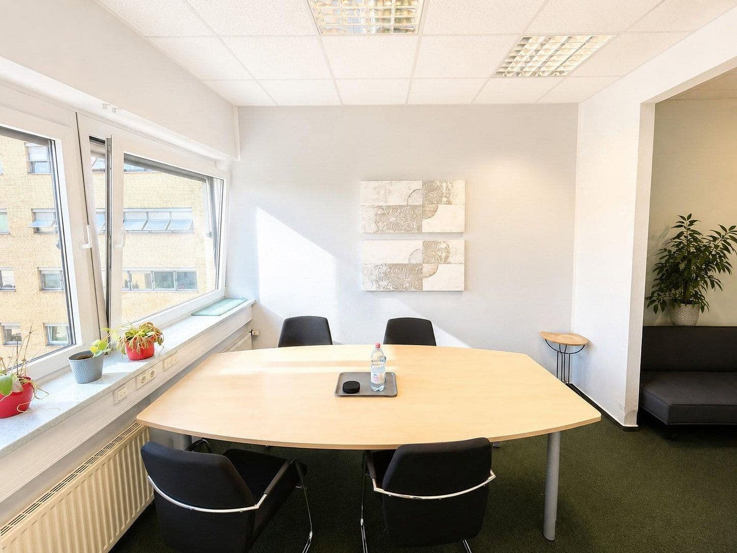 Prenájom kancelárie 200 m², Auf der Horst 123, Garbsen, Dolné Sasko Prenájom kancelárie 200 m², Auf der Horst 123, Garbsen, Dolné Sasko