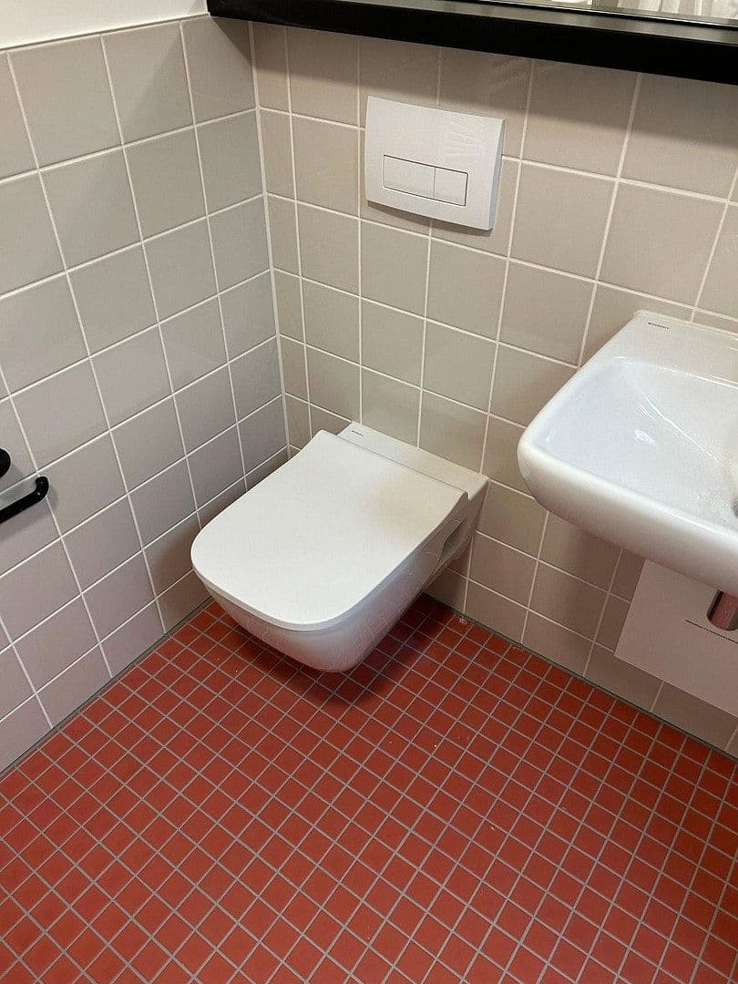 Prenájom bytu 1-izbový 32 m², Bonn, Severné Porýnie - Westfálsko Prenájom bytu 1-izbový 32 m², Bonn, Severné Porýnie - Westfálsko