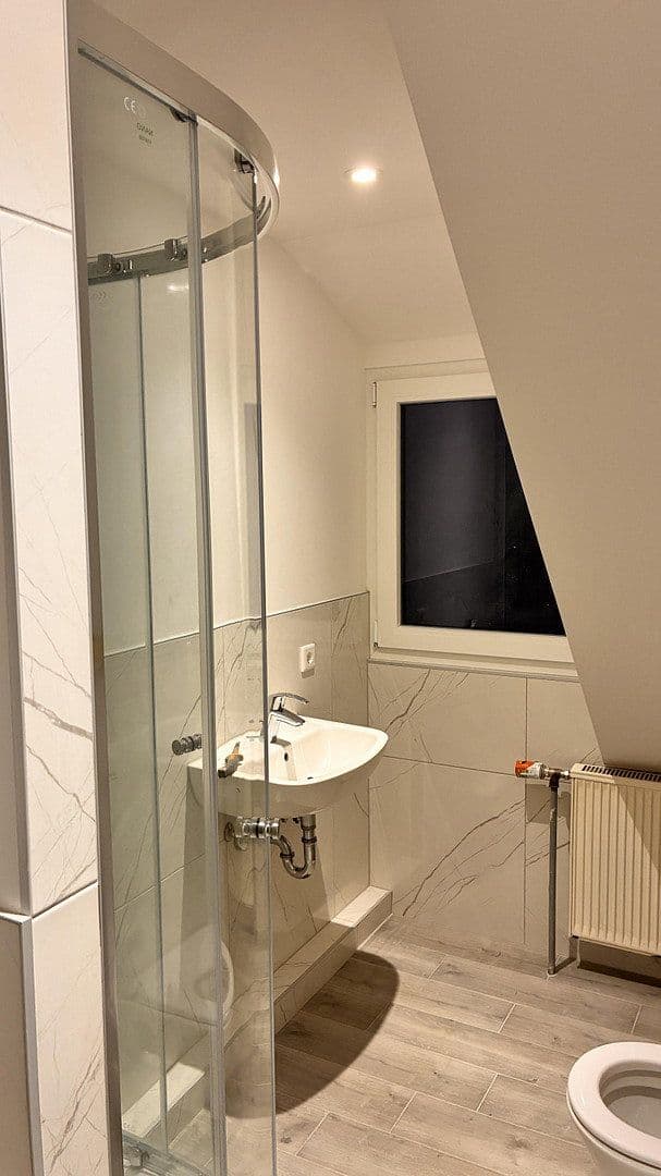 Prenájom bytu 80 m², Strassberg 46, Erlangen, Bavorsko Prenájom bytu 80 m², Strassberg 46, Erlangen, Bavorsko