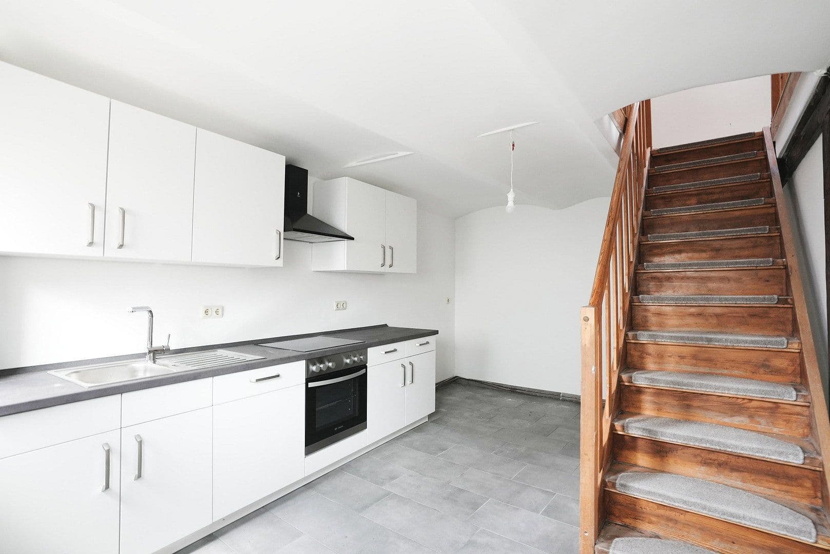 Prenájom domu 106 m², pozemok 1 m², Diesdorf, Sasko-Anhaltsko Prenájom domu 106 m², pozemok 1 m², Diesdorf, Sasko-Anhaltsko