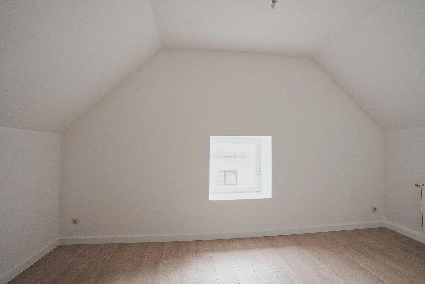 Prenájom domu 106 m², pozemok 1 m², Diesdorf, Sasko-Anhaltsko Prenájom domu 106 m², pozemok 1 m², Diesdorf, Sasko-Anhaltsko