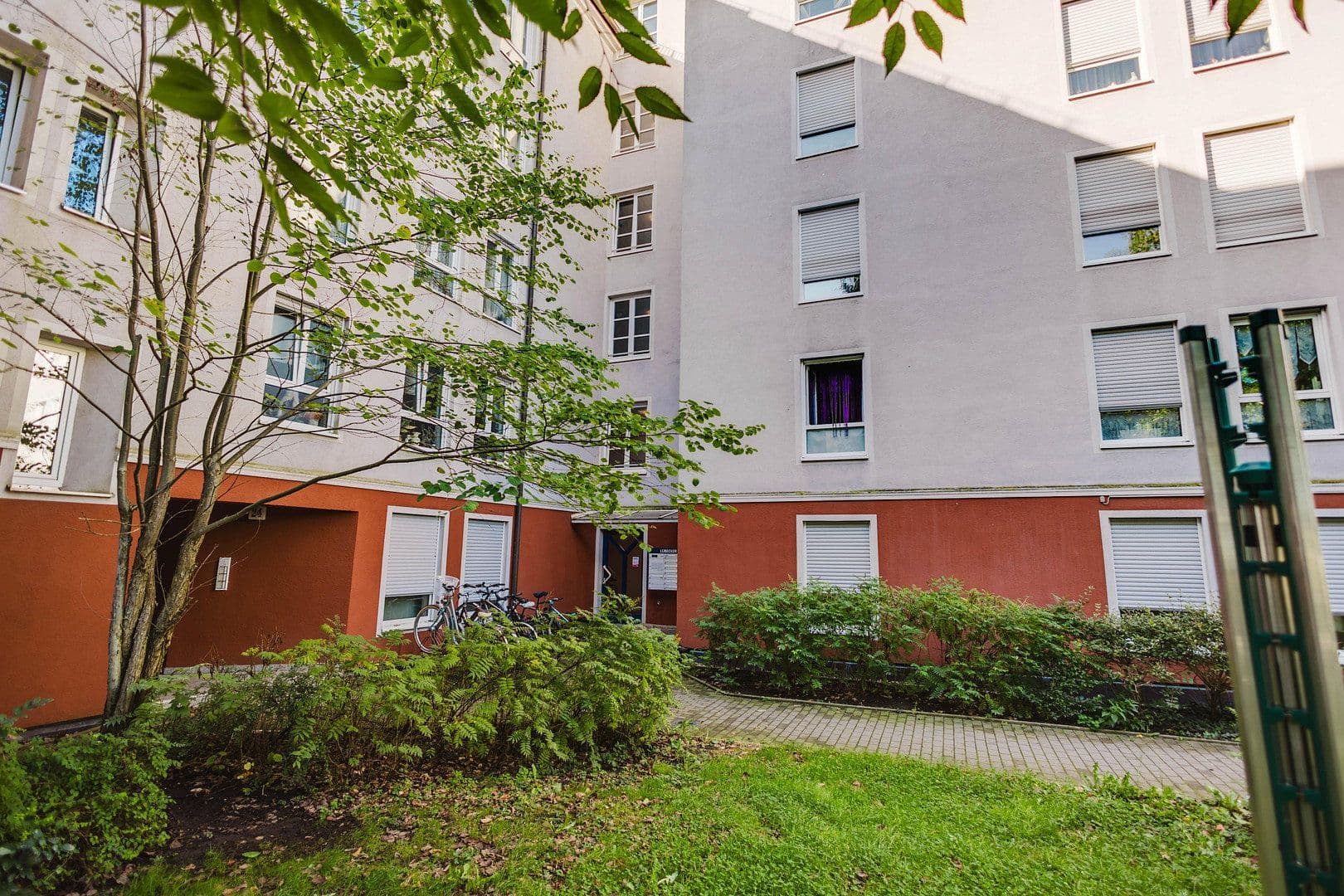 Prenájom bytu 2-izbový 65 m², Lübecker Strasse 14, Dresden, Sasko Prenájom bytu 2-izbový 65 m², Lübecker Strasse 14, Dresden, Sasko