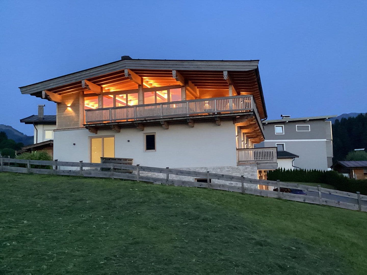 Predaj domu 343 m², pozemok 800 m², Gruberau 30a, Fieberbrunn, Tirolsko Predaj domu 343 m², pozemok 800 m², Gruberau 30a, Fieberbrunn, Tirolsko