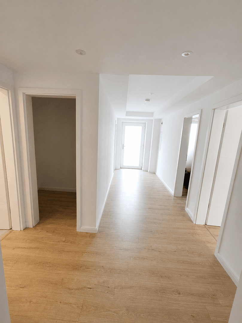 Prenájom bytu 5-izbový 140 m², Hainholz, Hamburg, Hamburg Prenájom bytu 5-izbový 140 m², Hainholz, Hamburg, Hamburg