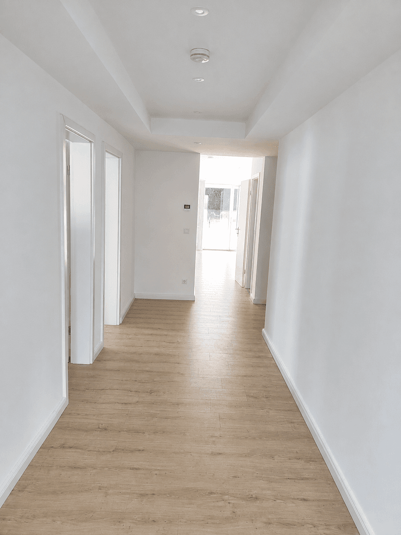 Prenájom bytu 5-izbový 140 m², Hainholz, Hamburg, Hamburg Prenájom bytu 5-izbový 140 m², Hainholz, Hamburg, Hamburg