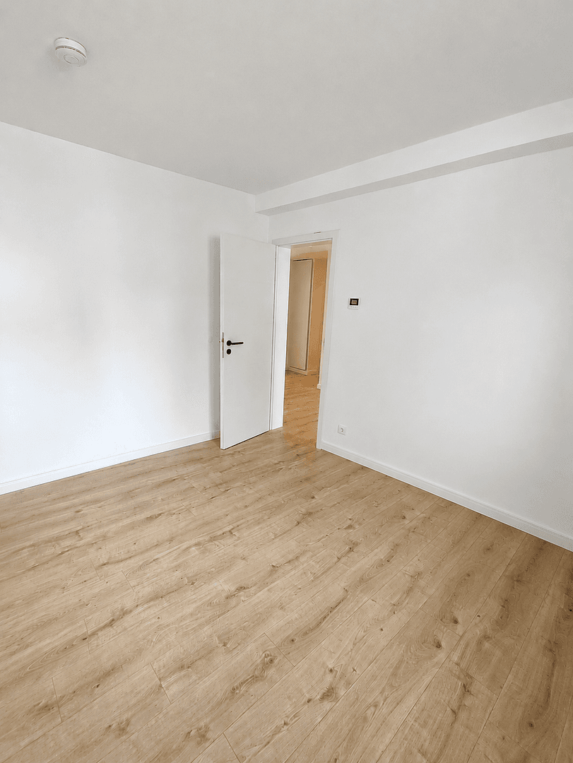 Prenájom bytu 5-izbový 140 m², Hainholz, Hamburg, Hamburg Prenájom bytu 5-izbový 140 m², Hainholz, Hamburg, Hamburg