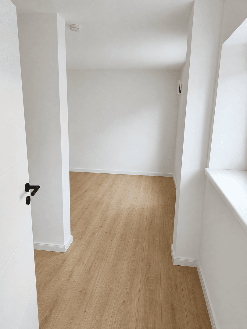 Prenájom bytu 5-izbový 140 m², Hainholz, Hamburg, Hamburg Prenájom bytu 5-izbový 140 m², Hainholz, Hamburg, Hamburg